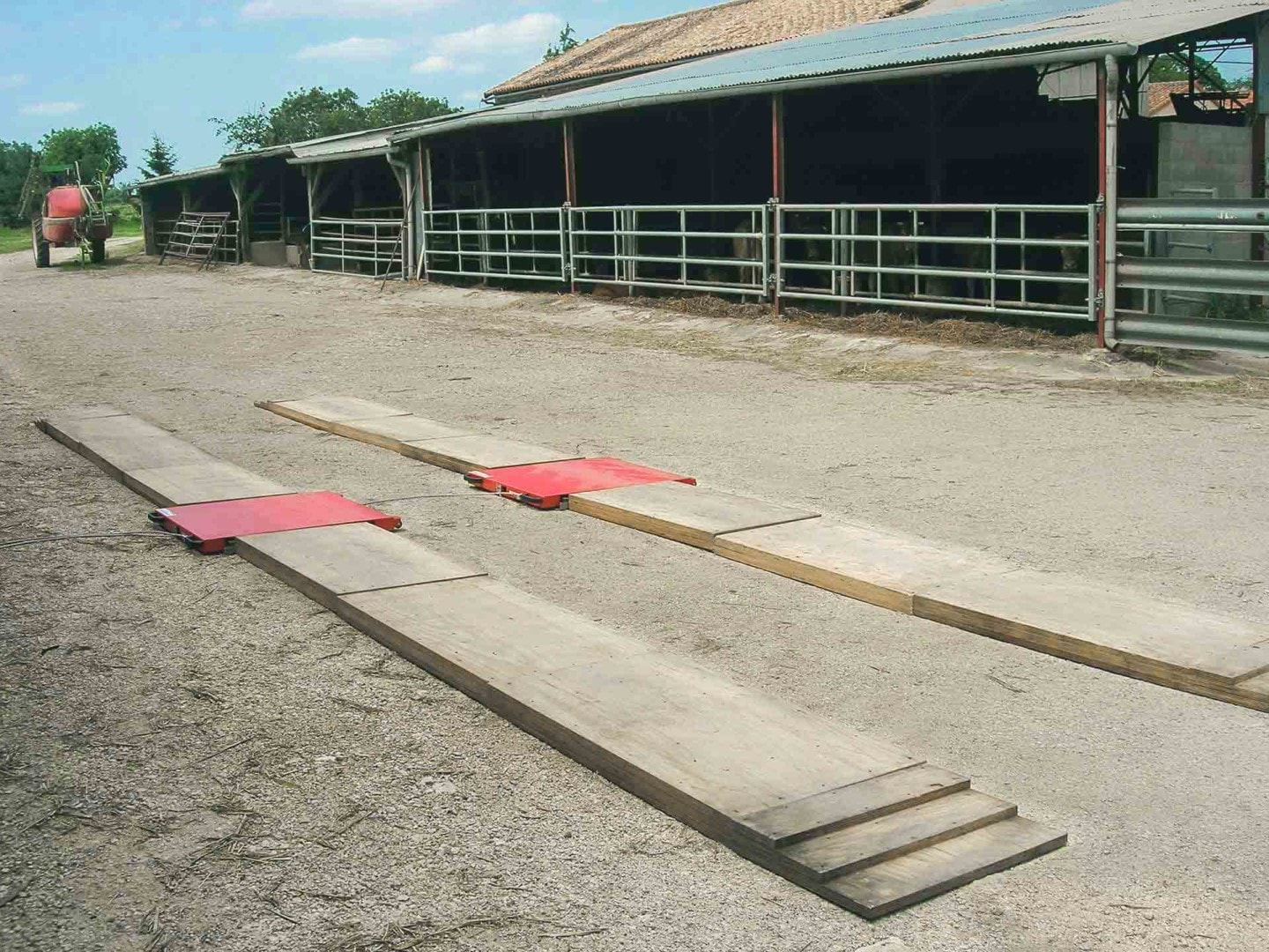 DYNAMIC AXLES WEIGHING SYSTEM AGRICULTURAL RACEWAY